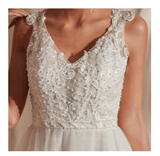 Awesome A-line V-neck Appliqued Wedding Dress with Buttons H66 Rjerdress