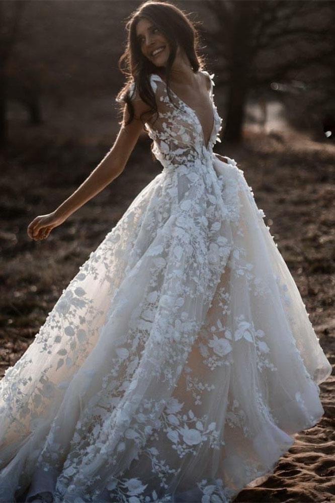 Ivory Boho Beach Wedding Dress. Unique Long Sleeves Hippie Winter Wedding  Dress. Modern A Line Flowy Chiffon Rustic Wedding Dress. - Etsy