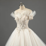 Classic Ball Gwon Sweetheart Tulle Sweep Train Wedding Dresses With Appliques Rjerdress