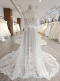 Elegant Tulle Spaghetti Straps Wedding Dresses With Applique