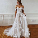 Gorgeous A-line Wedding Dress with Straps Sweetheart Lace Appliques Bride Dress Rjerdress