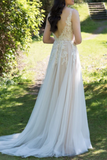 Lovely Lace Appliques Sleeveless Long Chiffon Beach Wedding Dresses