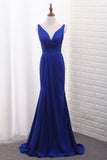 Evening Dresses Mermaid V Neck With Ruffles And Slit
