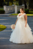 Multy Layers Tulle With Appliques Plus Size Weeding Gowns V Neck Oversize Wedding Gowns