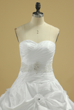 New Arrival Sweetheart Bridal Dresses With Ruffles And Beads Chapel Train Taffeta Rjerdress