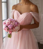 Pink Off the Shoulder Tulle Sweetheart Short Bridesmaid Dresses Homecoming Dresses H1258 Rjerdress