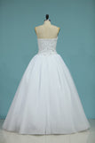 Sweetheart Bridal Dresses Ball Gown Tulle White Zipper Back Floor-Length Rjerdress