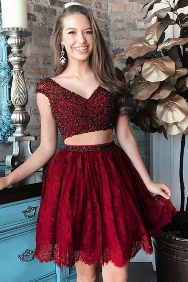 Two-Pieces Homecoming Dresses V-Neck Short/Mini Lace With Beading Rjerdress