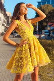 Vintage Yellow Lace Appliques V Neck Short Cocktail Dress Above Knee Homecoming Dress H1149